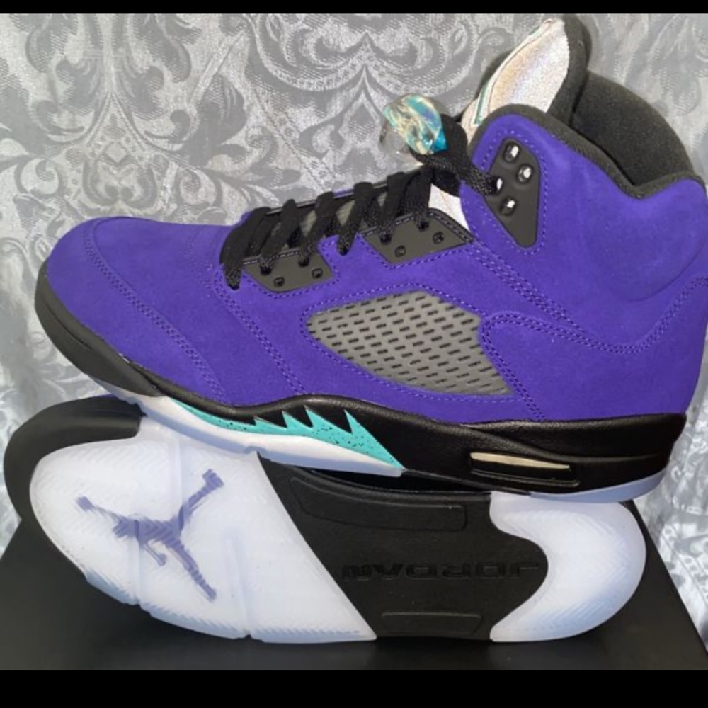 Jordan 5 alternate